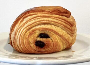 chocolate croissant {"SHP":0,"NAME":"","SAT":0,"CLR_HS":0,"CLR_H":"","GRN":0,"WRM":-18,"FD":0,"DST":"","SHD":-40,"BRG":27,"FS":80,"HGH":18,"DSTS":0,"CLR_SH":"","FID":128038,"CLR_SHS":0,"VGN":0,"CNT":48}